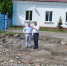 Территория стадиона Локомотив продолжает благоустраиваться! - Uzhur-City.Ru